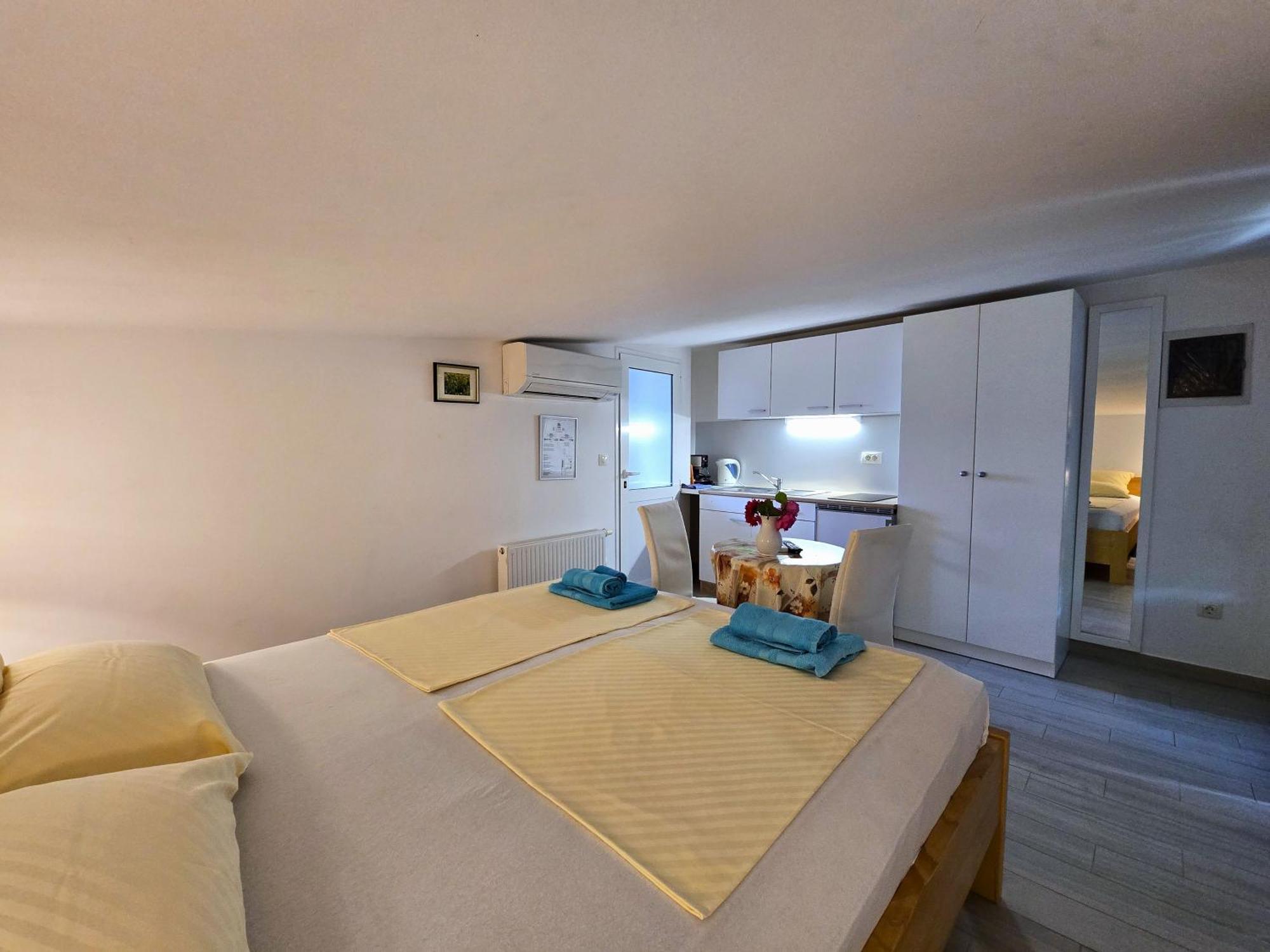 Keser Apartments Rovinj Eksteriør billede