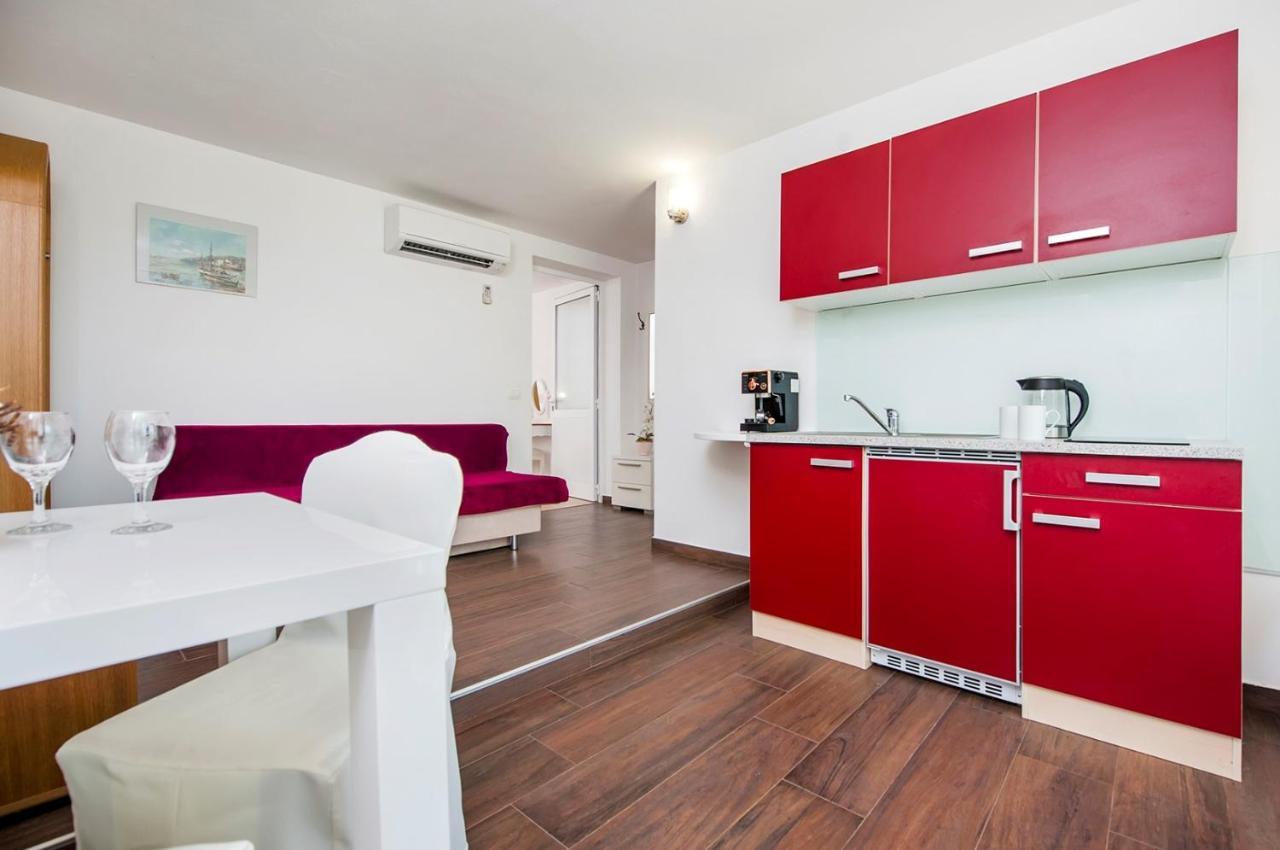 Keser Apartments Rovinj Eksteriør billede
